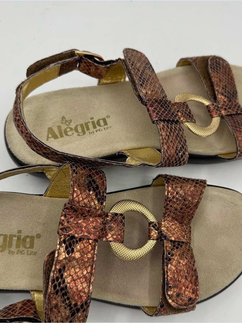 Alegria Julie Riches Metallic Bronze Snakeskin Comfort Sandal Size 38 US 7.5-8 - Picture 2 of 5